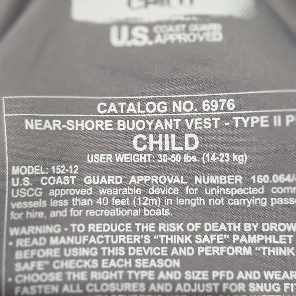 Stearns 6976 Near-Shore Buoyant Vest Type II Child Life Jacket - Picture 3 of 5